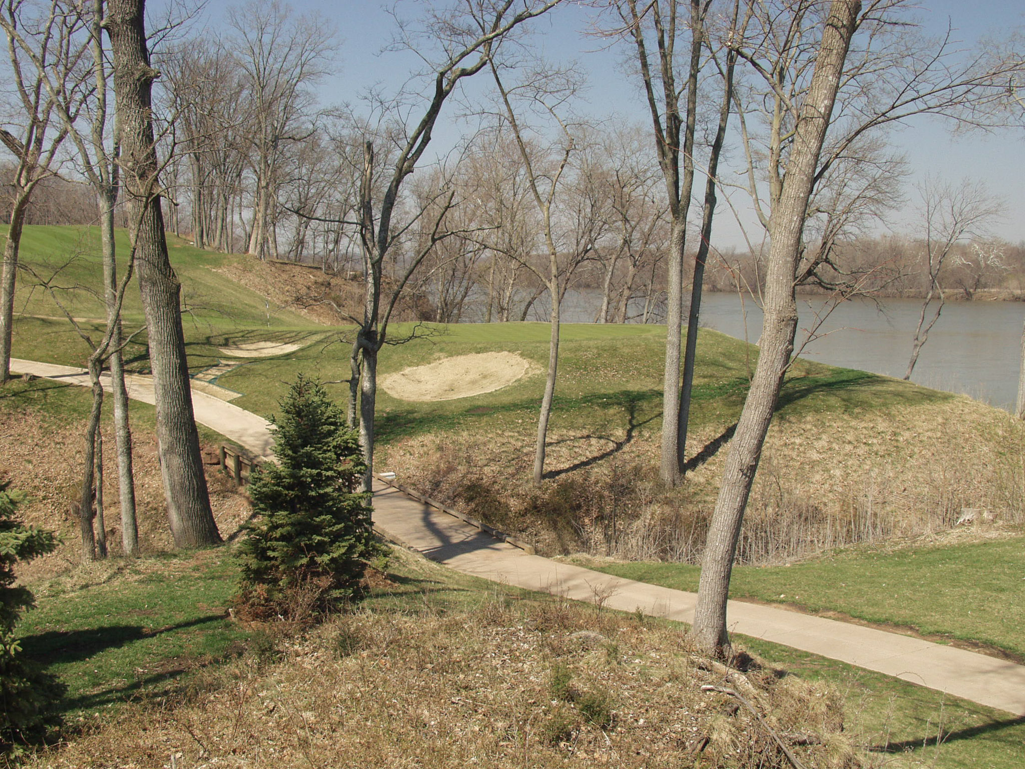 HOLE-151.jpg