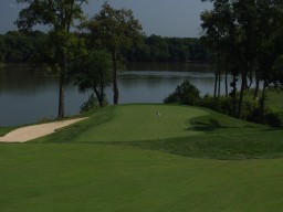 HOLE-15.jpg